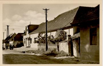 Fotopohľadnica, vydaná Tatran 1952 pod číslom 5509-0-4615-952, číslo negatívu a skratka autora: 237-1 Haj. Or Fotopohľadnica, vydaná Tatran 1952 pod číslom 5509-0-4615-952, číslo negatívu a skratka autora: 237-1 Haj. Or