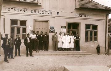 Potravinové družstvo r. 1930 Potravinové družstvo r. 1930