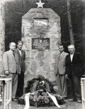 Hlavačka Anton, Anton (hydináreň Top.), Ondruš Pav Hlavačka Anton, Anton (hydináreň Top.), Ondruš Pav